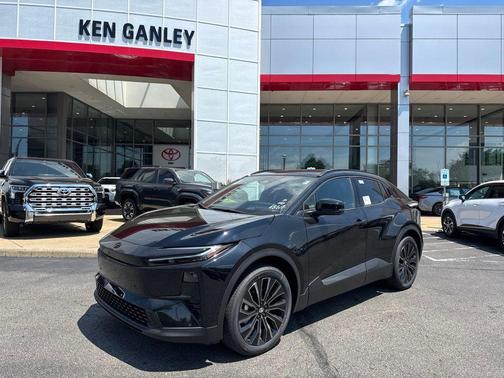 Midnight Black 2026 Toyota C-HR XSE