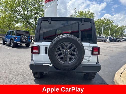 Bright White Clearcoat 2025 Jeep Wrangler Sport S