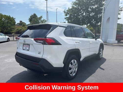 2022 Toyota RAV4 LE