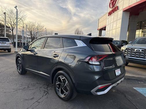 2023 Kia Sportage LX