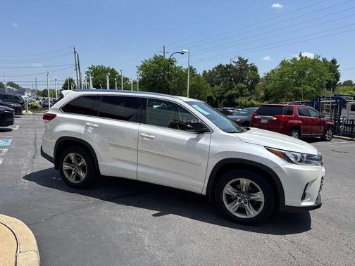 Blizzard Pearl 2018 Toyota Highlander Limited