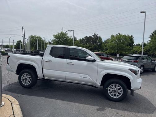 Ice 2026 Toyota Tacoma SR5