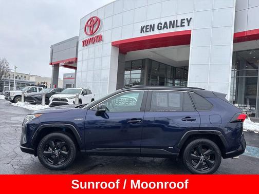 2019 Toyota RAV4 Hybrid SE