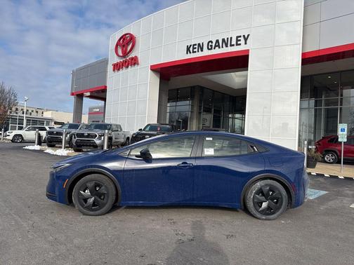 2026 Toyota Prius LE