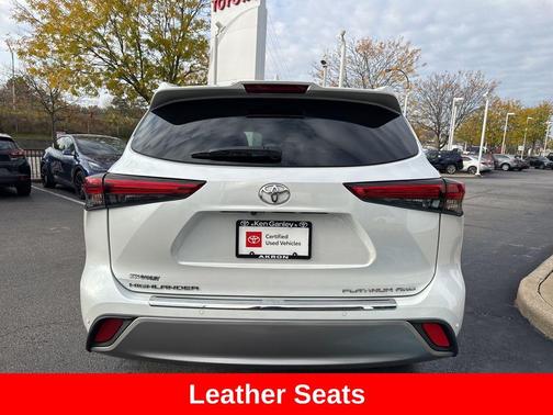 2022 Toyota Highlander Platinum