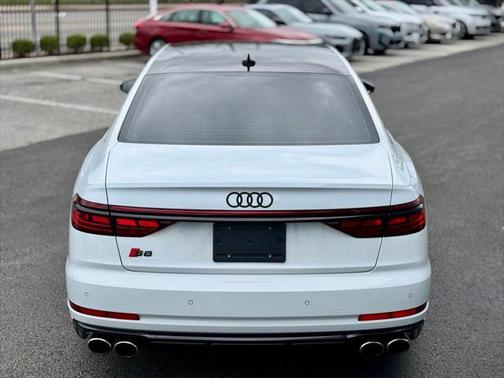 2024 Audi S8 4.0T
