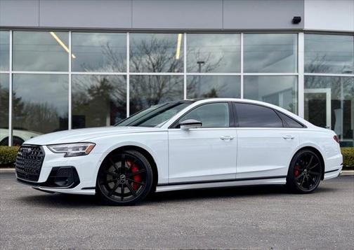 2024 Audi S8 4.0T
