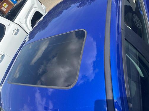Intense Blue 2024 Hyundai ELANTRA SEL