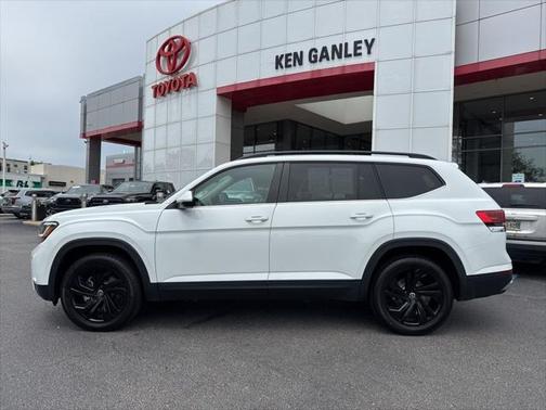 2022 Volkswagen Atlas 3.6L SE w/Technology