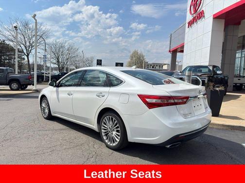 Blizzard Pearl 2017 Toyota Avalon Limited