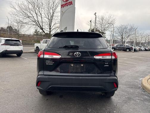 2023 Toyota Corolla Cross LE