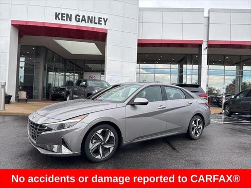2022 Hyundai ELANTRA SEL