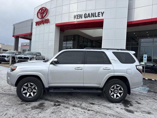 2020 Toyota 4Runner TRD Off Road