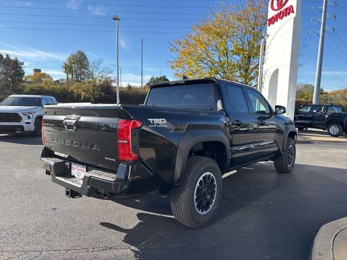2025 Toyota Tacoma TRD Off-Road