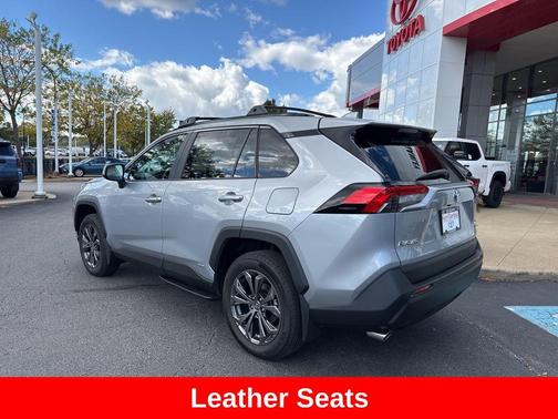 2024 Toyota RAV4 Hybrid XLE Premium