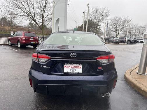 2026 Toyota Corolla Hybrid SE