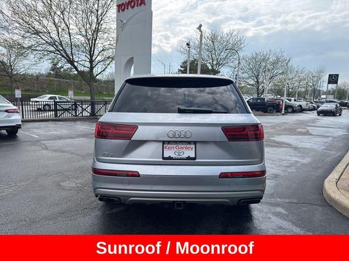 Silver Metallic 2019 Audi Q7 55 Premium Plus