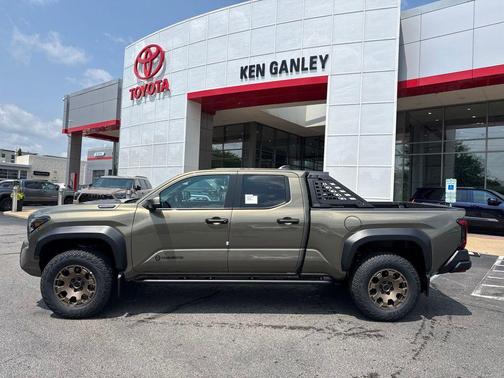 Bronze 2026 Toyota Tacoma Hybrid Trailhunter