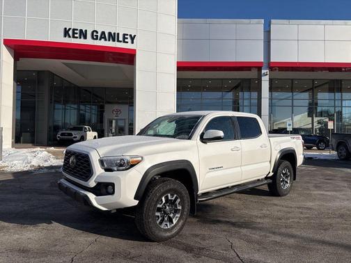 2023 Toyota Tacoma TRD Sport