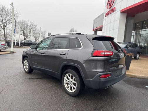 2017 Jeep Cherokee Latitude