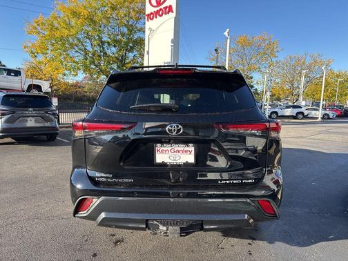 2026 Toyota Highlander Limited