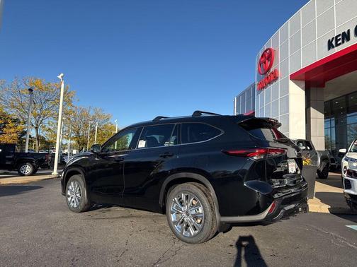2026 Toyota Highlander Limited