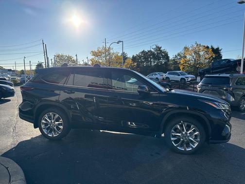 2026 Toyota Highlander Limited
