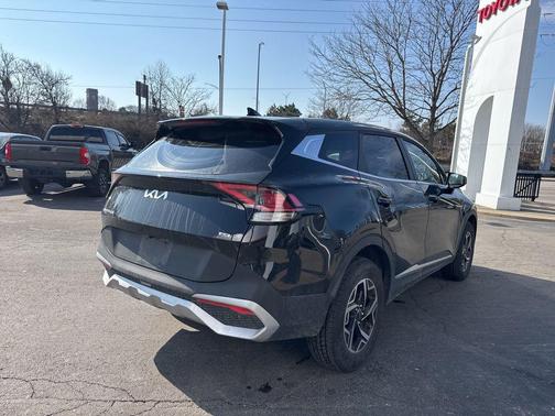 2025 Kia Sportage LX