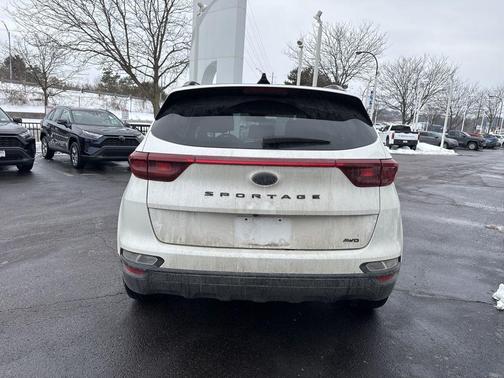 2022 Kia Sportage S