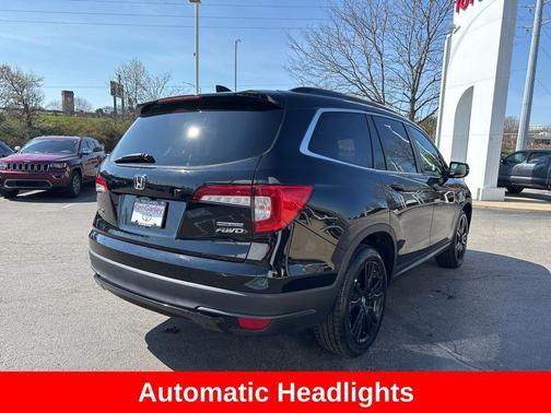 Crystal Black Pearl 2022 Honda Pilot AWD Special Edition