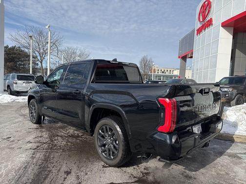 2023 Toyota Tundra Platinum