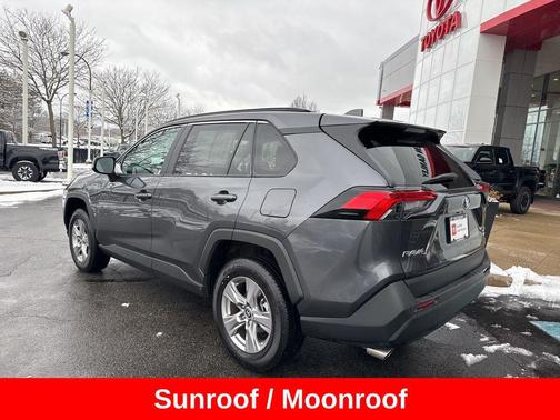 2025 Toyota RAV4 XLE