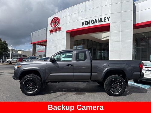 2019 Toyota Tacoma SR