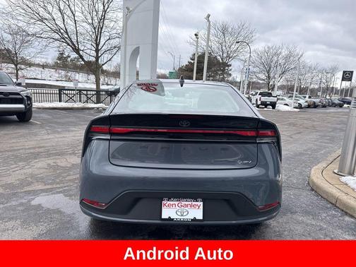 2025 Toyota Prius LE