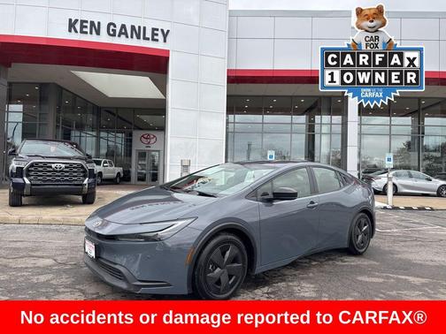 2025 Toyota Prius LE