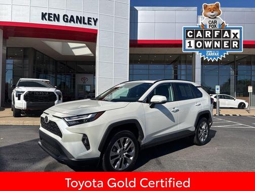 2022 Toyota RAV4 XLE Premium