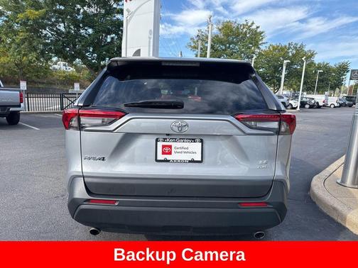 2023 Toyota RAV4 LE