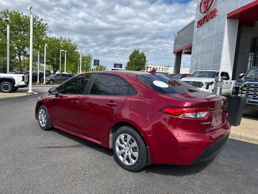Pearl 2024 Toyota Corolla Hybrid LE