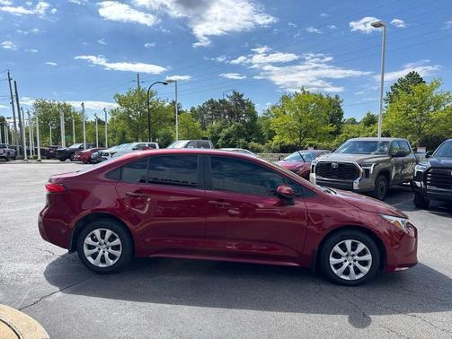 Pearl 2024 Toyota Corolla Hybrid LE