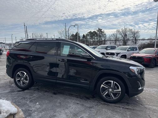 2021 GMC Terrain SLT