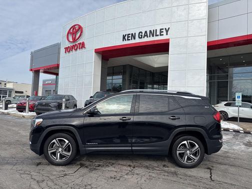 2021 GMC Terrain SLT