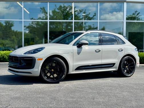 2025 Porsche Macan GTS