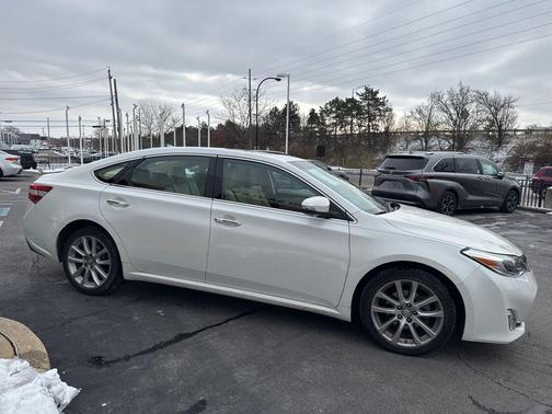 2014 Toyota Avalon Limited