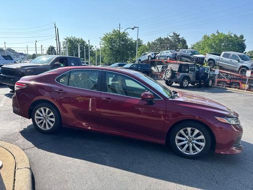 Ruby Flare Pearl 2018 Toyota Camry LE