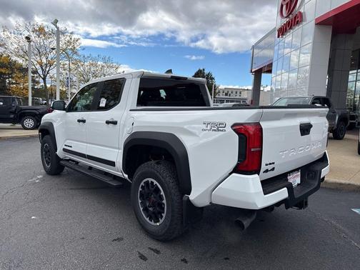 2025 Toyota Tacoma TRD Off-Road