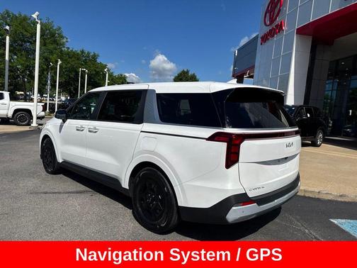 Snow White Pearl 2026 Kia Carnival LXS