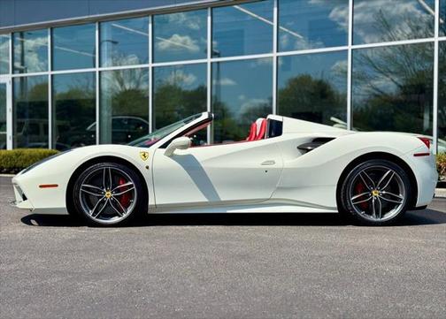 2018 Ferrari 488 Spider Base