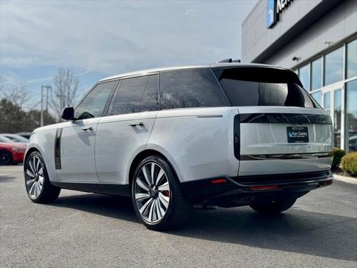 2023 Land Rover Range Rover SV
