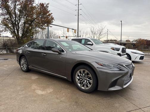 2018 Lexus LS 500h Base