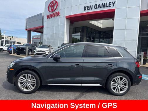 Manhattan Gray Metallic 2019 Audi Q5 2.0T Premium Plus